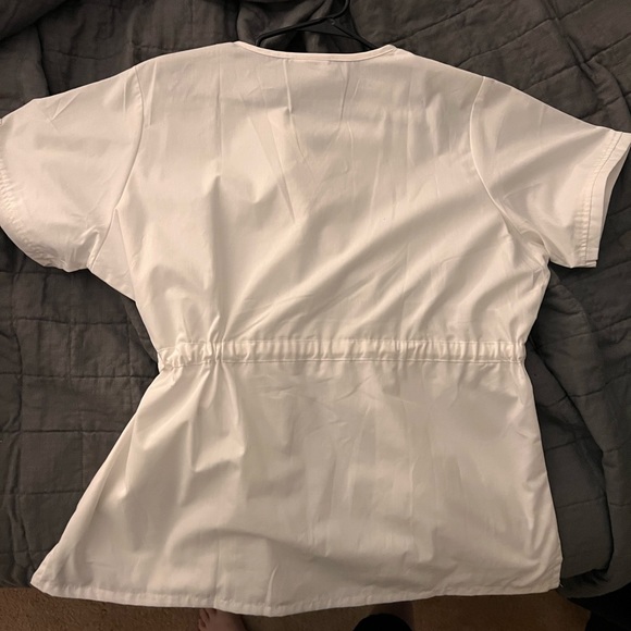 Buttersoft Scrub Top - Picture 3 of 3